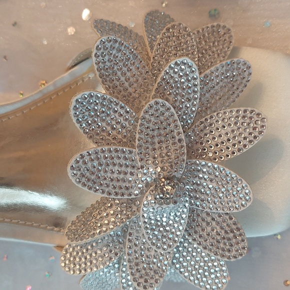 Lady Couture Pumps Size 6 - Picture 4 of 10